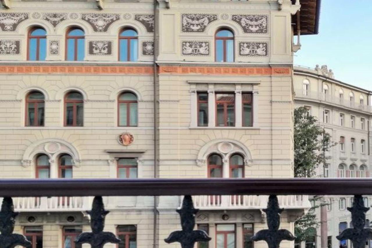 Trieste Center Rooms & Apartments - Fiori Di Триест Екстериор снимка