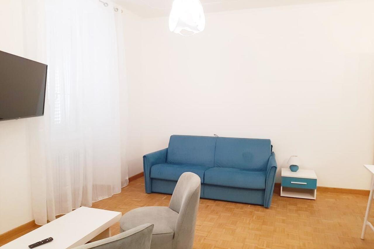 Trieste Center Rooms & Apartments - Fiori Di Триест Екстериор снимка