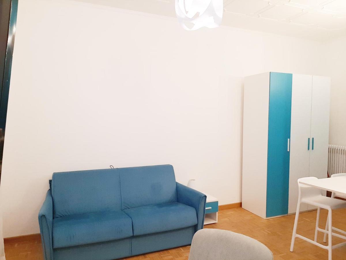 Trieste Center Rooms & Apartments - Fiori Di Триест Екстериор снимка